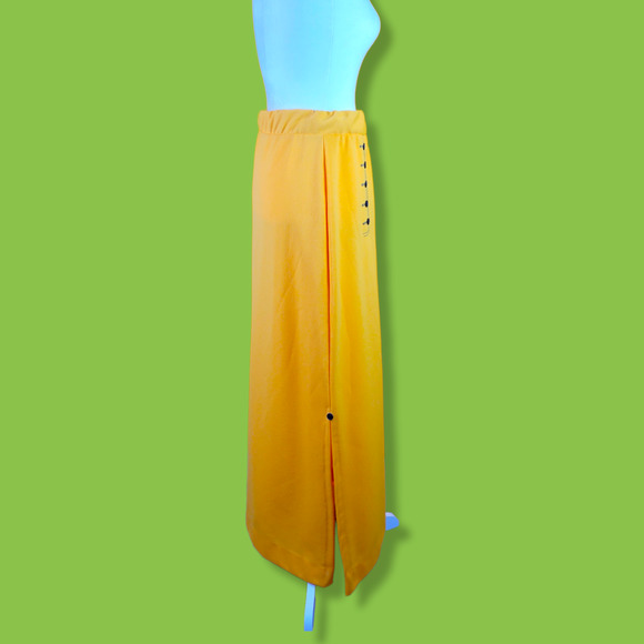 Vintage 70s Yellow Polyester Maxi Skirt with Buttons and Side Slits, 16 - Picture 7 of 8